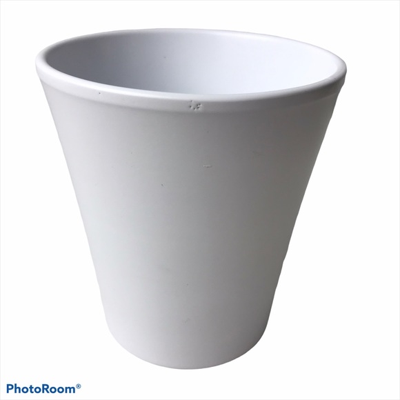 NWOT - German Pottery Matte White Planter Pot - Picture 2 of 7